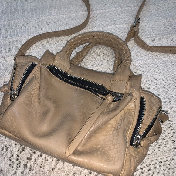 Free people tan crossbody bag 💛 - Picture 2 of 3
